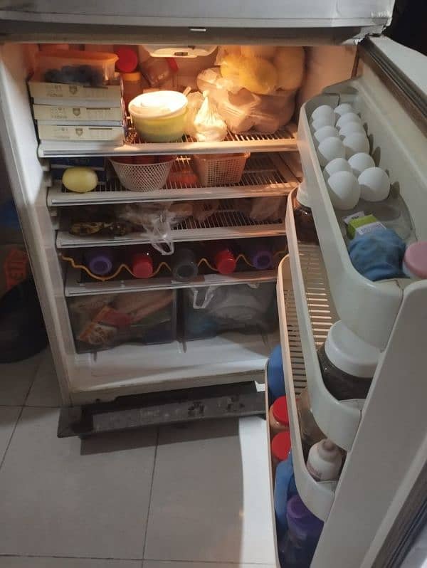 Dawlance fridge 2 door for sale signature model 5