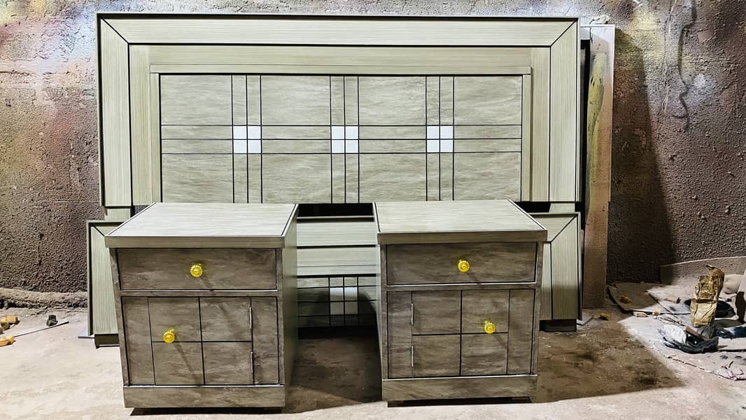 •Deco Paint Finish King Size Double Bed 2
