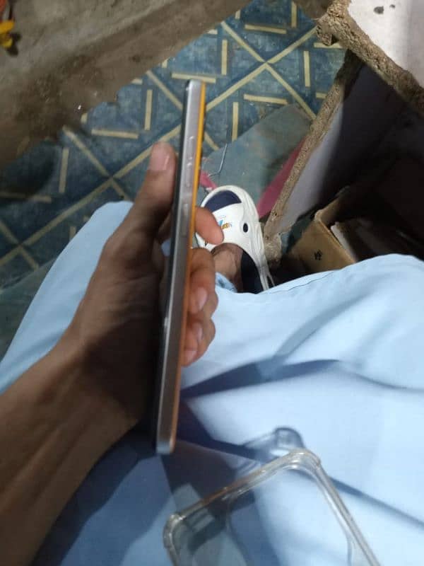 tecno spark 10c with box no charger 3 month used 4