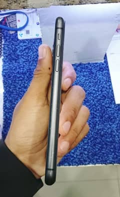 I phone 11  9/10
