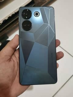 Tecno comen 20 pro 8/256 GB 03230916581 my what'sap number
