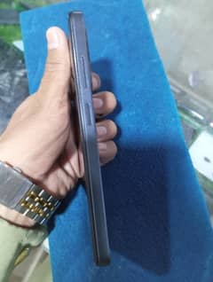 Infinix smart 8 plus 6000 MAH battery  rAm 4+4  storage 64