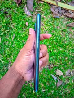 oppo F17 pro with 10/10 condition No open No repair Complete box