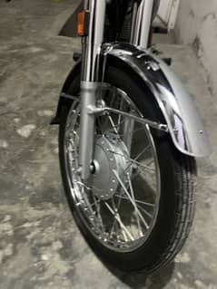 Honda 125 all good condition 24 model 25 sticker