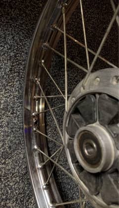 Yamha bike back rim or hub