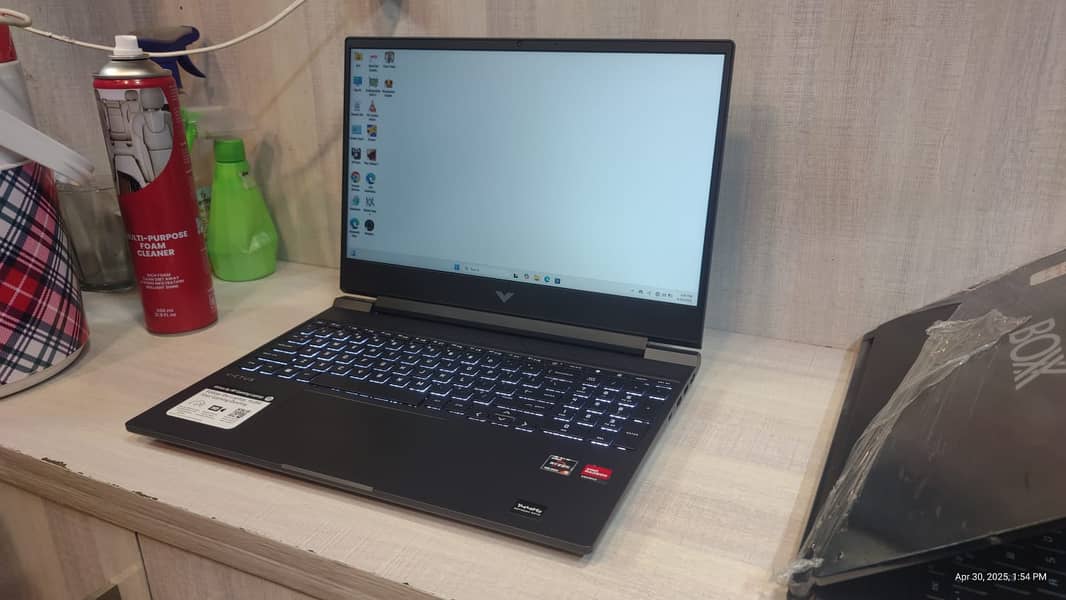 MSI Raider Ge63 - GTX 1060 - Gaming Laptop House 9