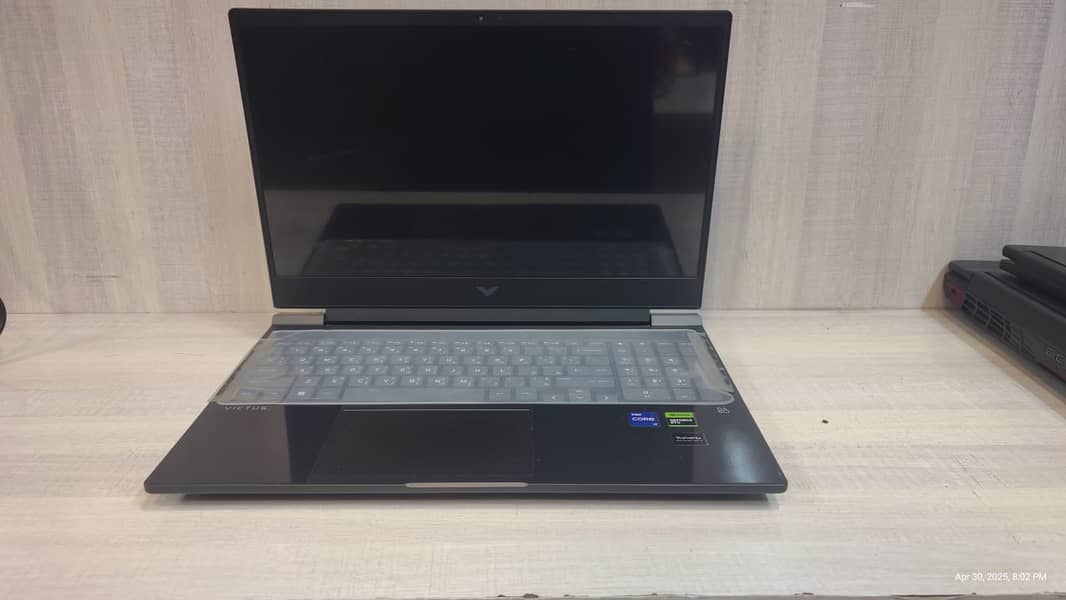 MSI Raider Ge63 - GTX 1060 - Gaming Laptop House 11
