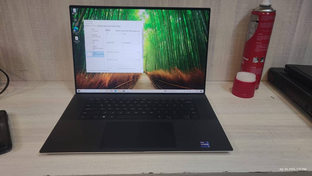 MSI Raider Ge63 - GTX 1060 - Gaming Laptop House 15