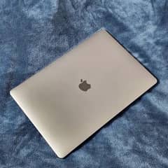 macbook pro 2017 15 inch