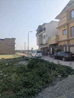 instalment plots available near city univercity peshawar