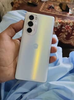 Motorola edge 30 pro