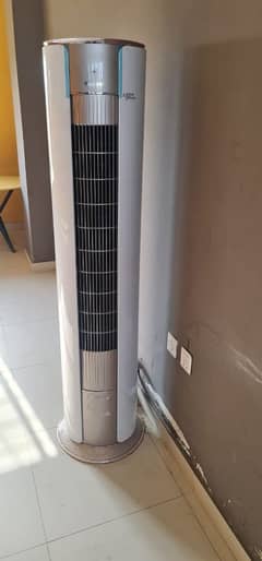 Gree Cabinet AC 2 ton Inverter