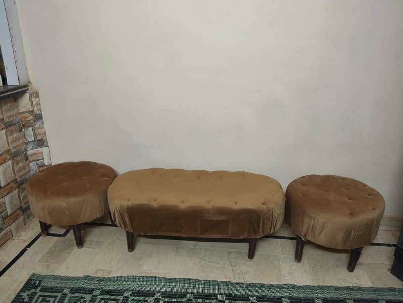 4 seater puffy set 1