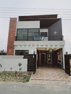 5 Marla Ultra Modern Triple Story House With A+ Construction