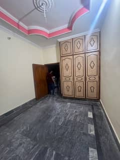 2.5marla upper portion for rent near Sabzazar