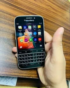 blackberry Q20