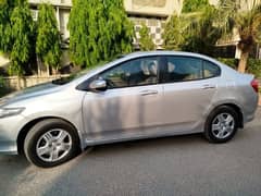 Honda City IVTEC 2015, urgent sale