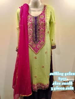 heavy formal dress / party wear