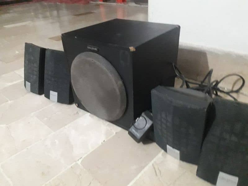 Creative 4.1 USA sound system Bluetooth 11