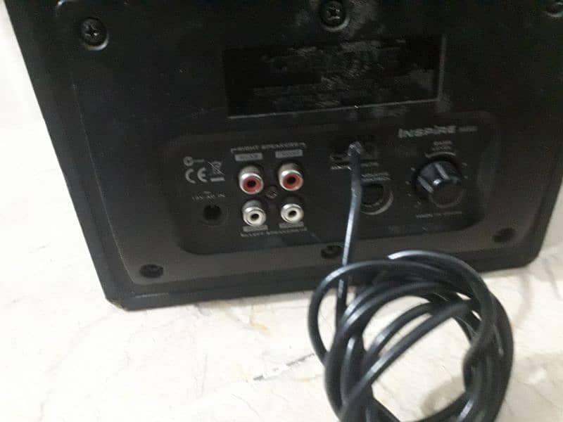 Creative 4.1 USA sound system Bluetooth 12