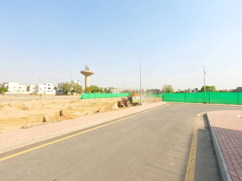 1 Kanal Commercial Plot Main Boulevard For Sale In Bahria Town Lahore, DownTown Raya Facing Eiffel Tower 4