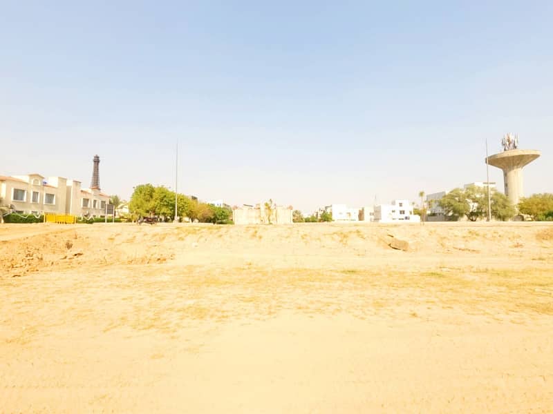 1 Kanal Commercial Plot Main Boulevard For Sale In Bahria Town Lahore, DownTown Raya Facing Eiffel Tower 8