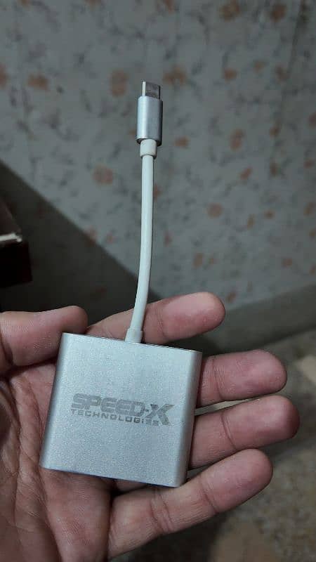 USB-c Multiport adapter original . . Type C 3in1 1