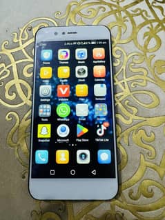 4 64 dual sim best for Hatspot  10 by 10