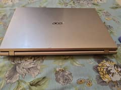 Acer Aspire V3 Work station.