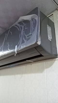 Kenwood Ac DC inverter 1.5 Tan for sale WhatsApp No 03404057947