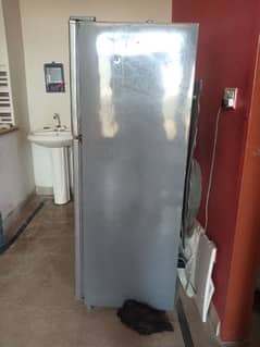 Fridge Dowlance full size