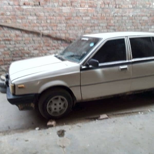 Nissan Sunny 1985 2