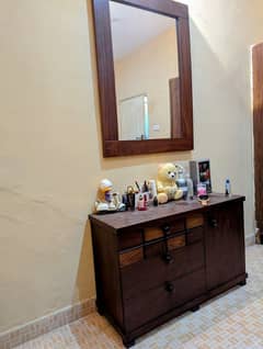 Dressing Table with Mirror