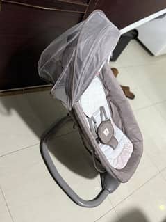 best swinger for your baby and new just use 2 week.