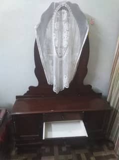 Solid wooden dressing table