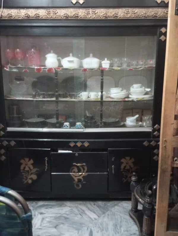 King Size bet set side tables +Mirror table+showcase 3