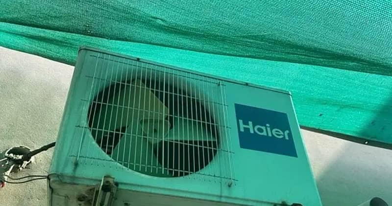 HAIER SPLIT 1ton AC model : HSU-12LZI/011L 1