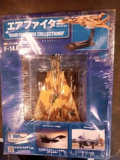 Hachette 1/100 scale F-14A Fighter Jet Diecast Model