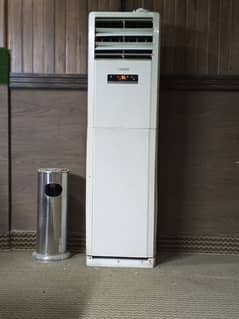 Gree 2 ton 10/9 condition