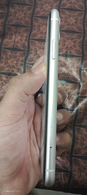 IPHONE 11 128GB PTA COMPLETE BOX 3
