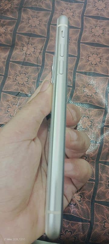 IPHONE 11 128GB PTA COMPLETE BOX 4