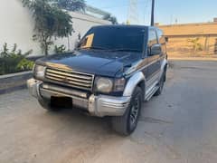 Mitsubishi Pajero 1992