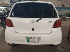 vitz 2002/2005 white multan number fresh car