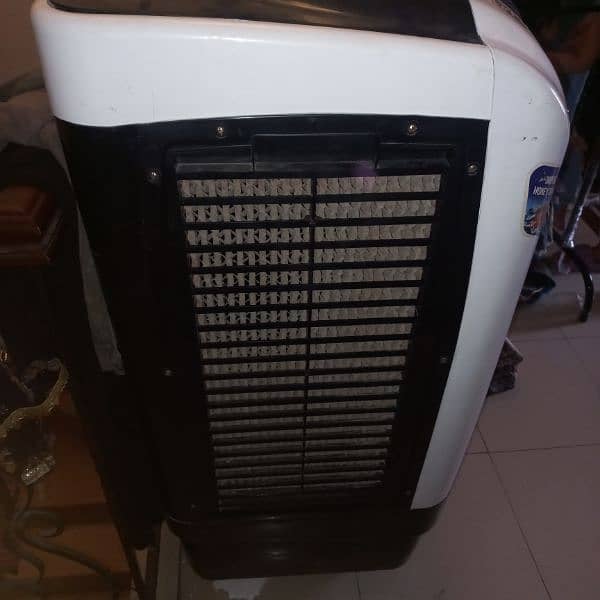ROOM cooler just open box 3