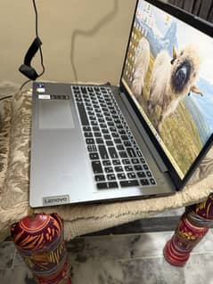 ideapad 3-15ITL6 Laptop - Type 82H8