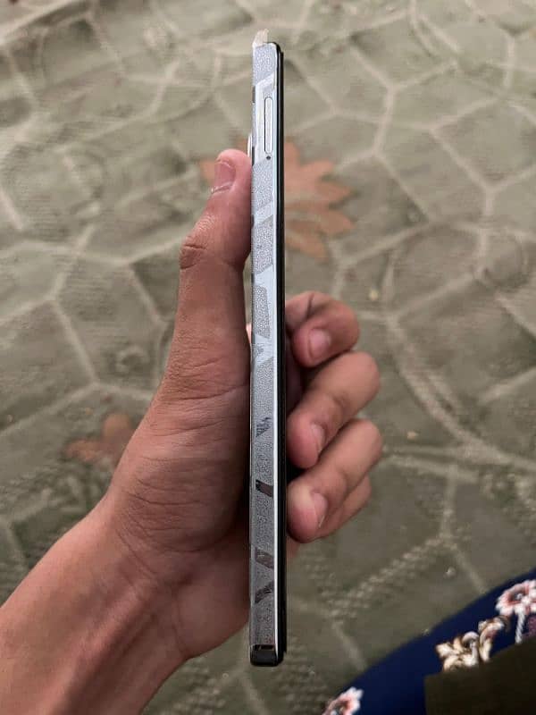 TECNO CAMON 30 FOR SALE ONLY BOX OPEN 10/10 CONDITION. 6