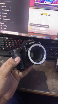Canon M50 Mark i with 22mm F2 Lens and Kit Lens 15-45mm  F3.5-6.3