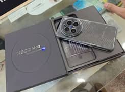 vivo x 200 pro 12/256 urgent sale contact wtp 0329=7037442