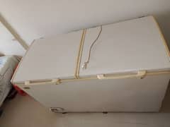 Waves twin door deep-freezer