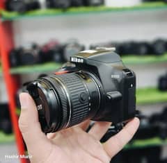 Nikon D3500, with 18-55mm VR As good as new